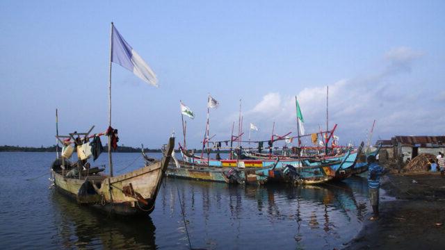 加纳渔船队的观点认为利乐全球最大体育平台正在与生态承载能力接轨